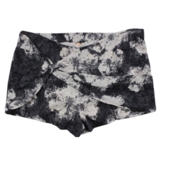 Free People Pants - NEW Free People Tie Dye Linen Blend Shorts